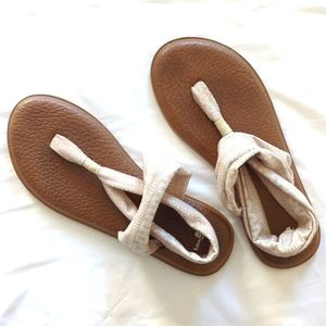 Sanuk sandals